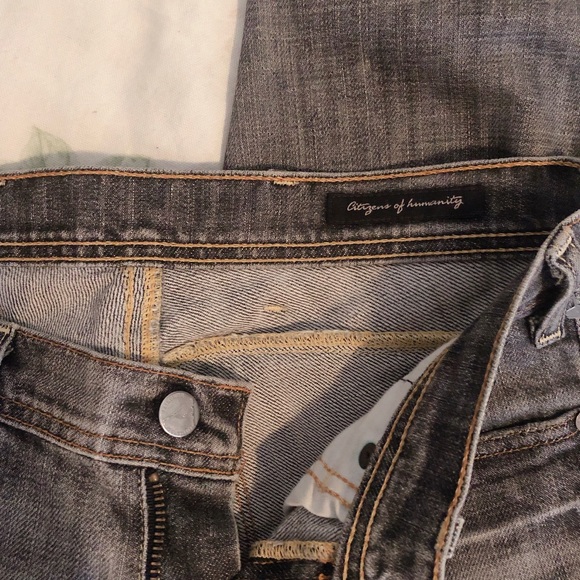 Citizens of Humanity cropped distressed jeans JN - Picture 4 of 7